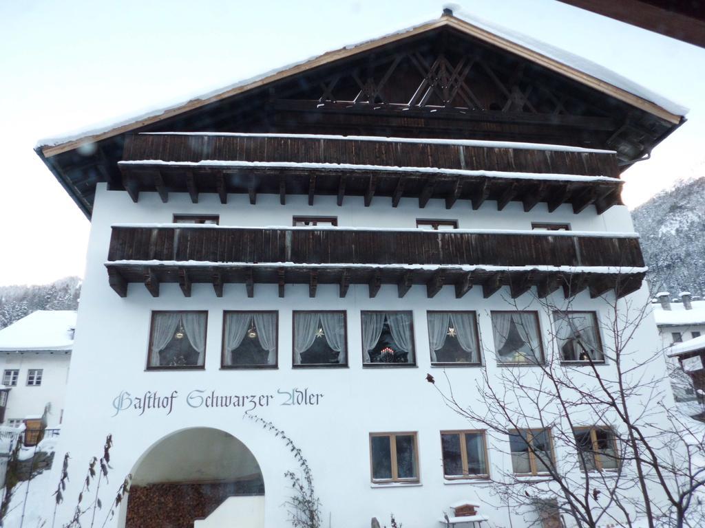 Schwarzer Adler Hotel 3*